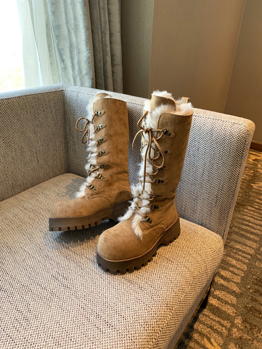 Damen Winterstiefel mit warmem Fellkragen und rutschfester Sohle EB