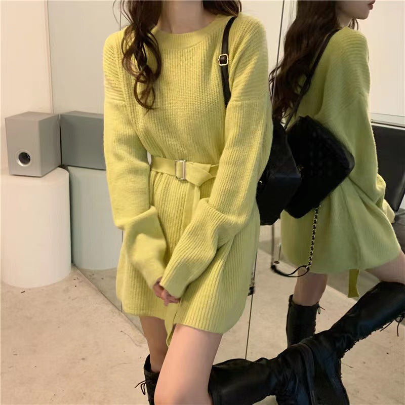 Damen Strickkleid mit Taillengürtel und weitem Schnitt EB