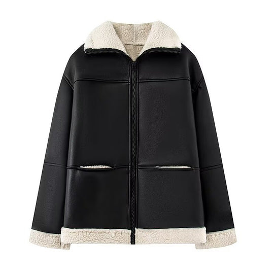 Damen Kunstlederjacke mit warmem Sherpa-Futter und praktischen Taschen EB