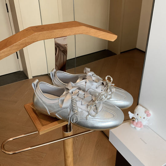 Damen Modische Sneakers aus metallischem Leder mit angesagtem Schleifenakzent EB