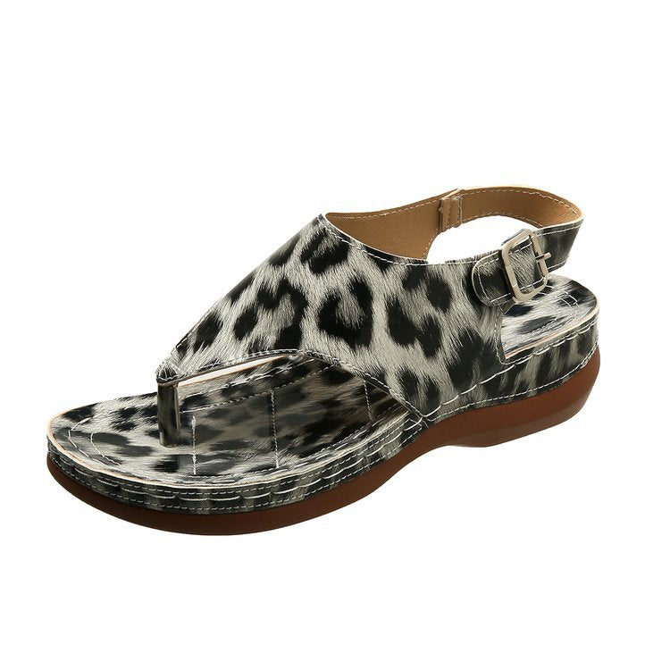 Damen Komfort-Sandaletten mit elegantem Leopardenmuster und verstellbarem Riemendesign EB