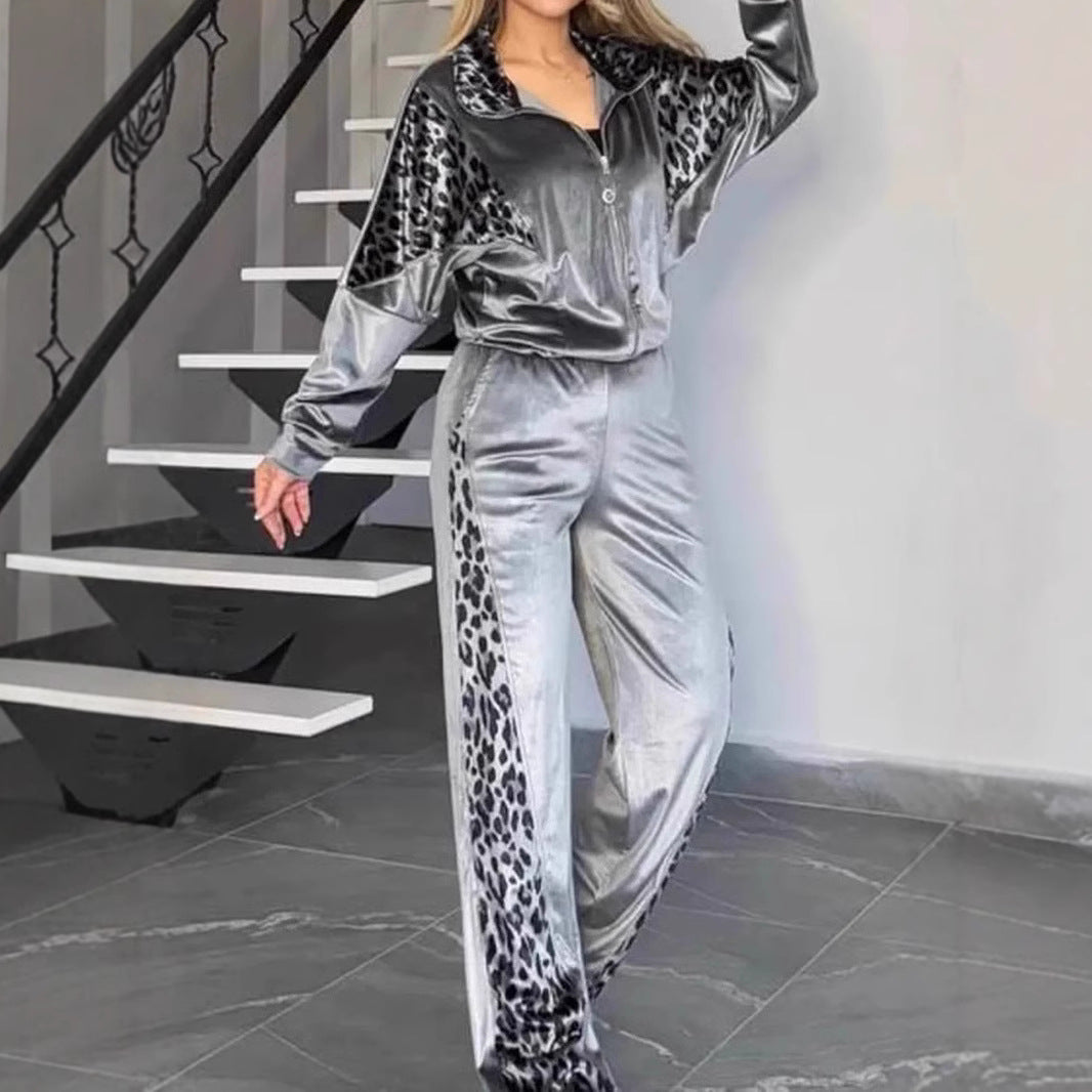 Damen Sportanzug mit modernem Animal-Print EB