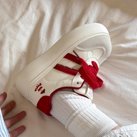 Damen Sportliche Sneakers mit dicker Sohle und trendigem Design EB