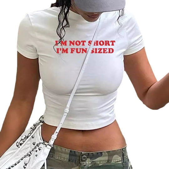 Damen Crop-T-Shirt mit künstlerischem Lippenmotiv und kreativem Druck EB