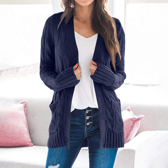 Damen Grobstrickjacke mit modernen Zopfmustern und praktischen Taschen EB