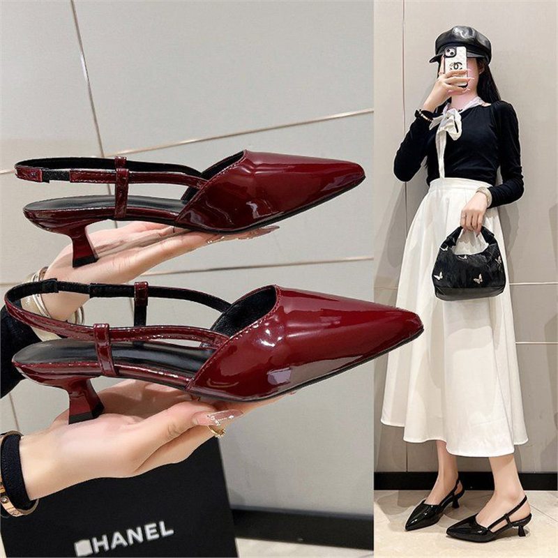 Damen Slingback-Pumps mit elegantem spitzen Design und verstellbaren Riemchen EB