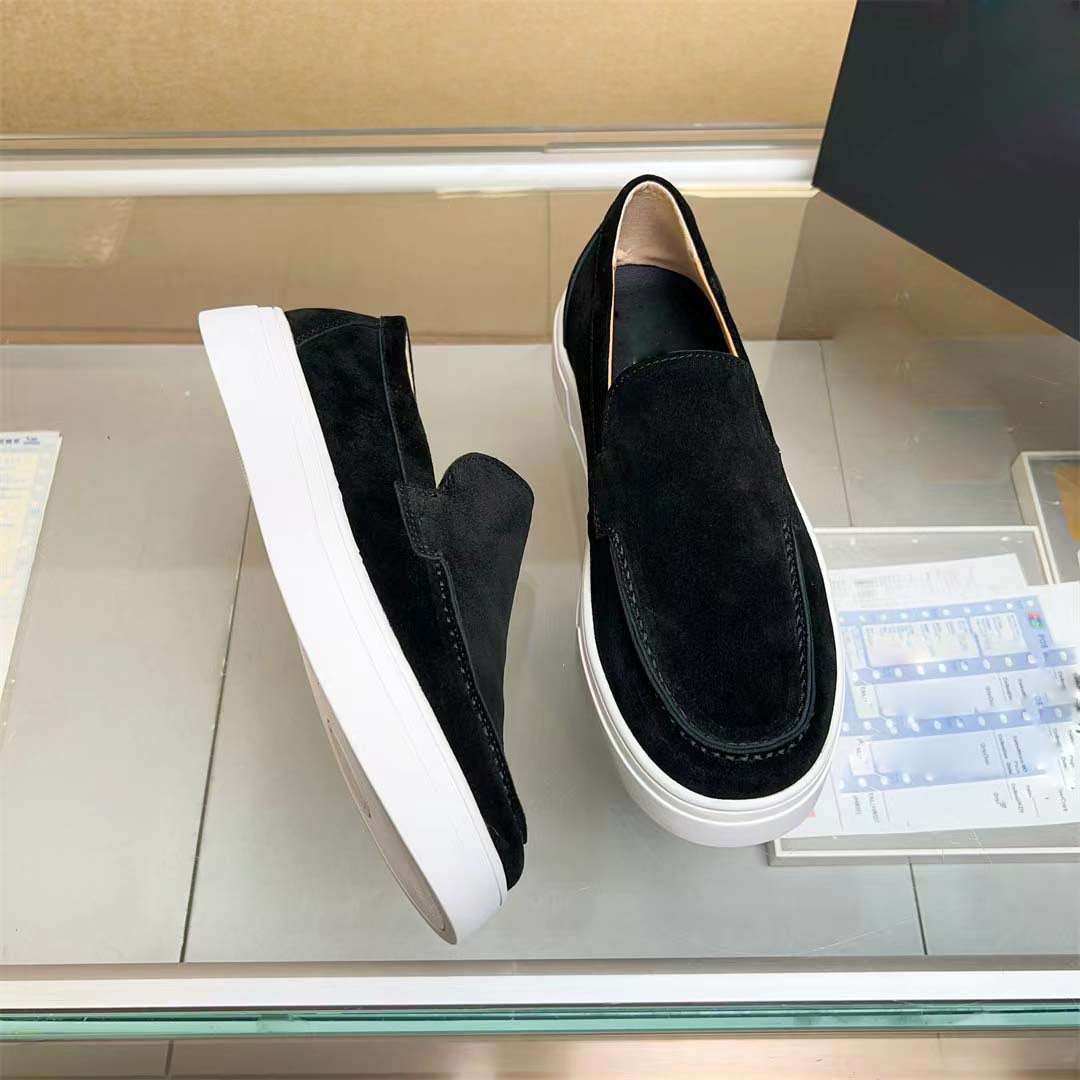 Damen Mokassin Slip-On Sneakers mit weichem Wildleder und elastischen Seiteneinsätzen EB