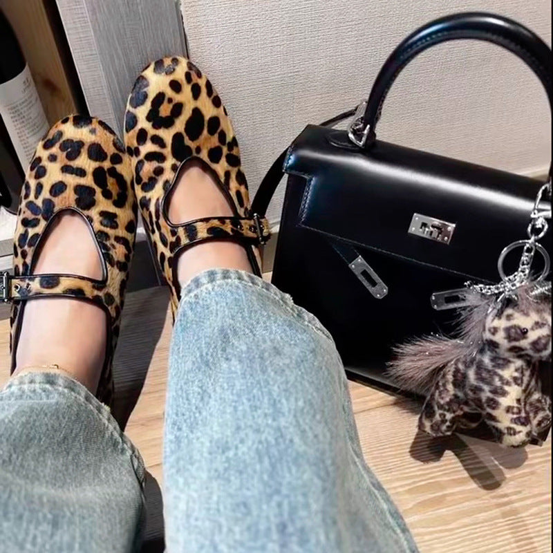 Damen Ballerinas mit elegantem Leopardenmuster und verstellbarem Riemen EB