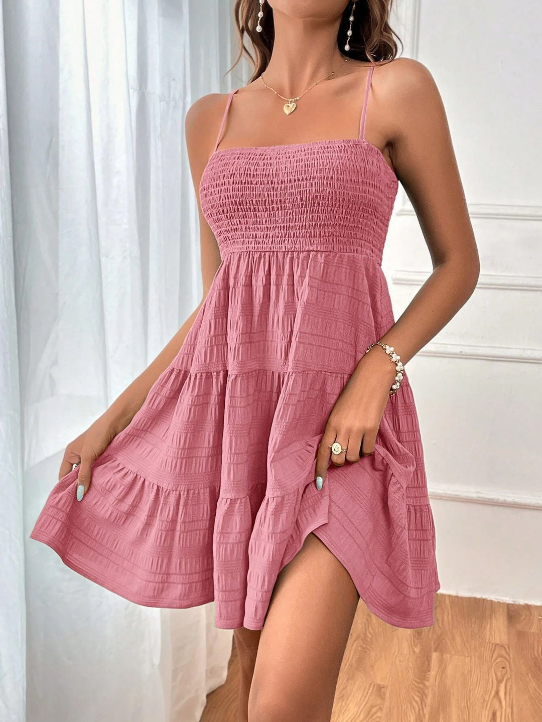Damen Freizeitkleid mit Schmalen Trägern und Rüschendetails EB