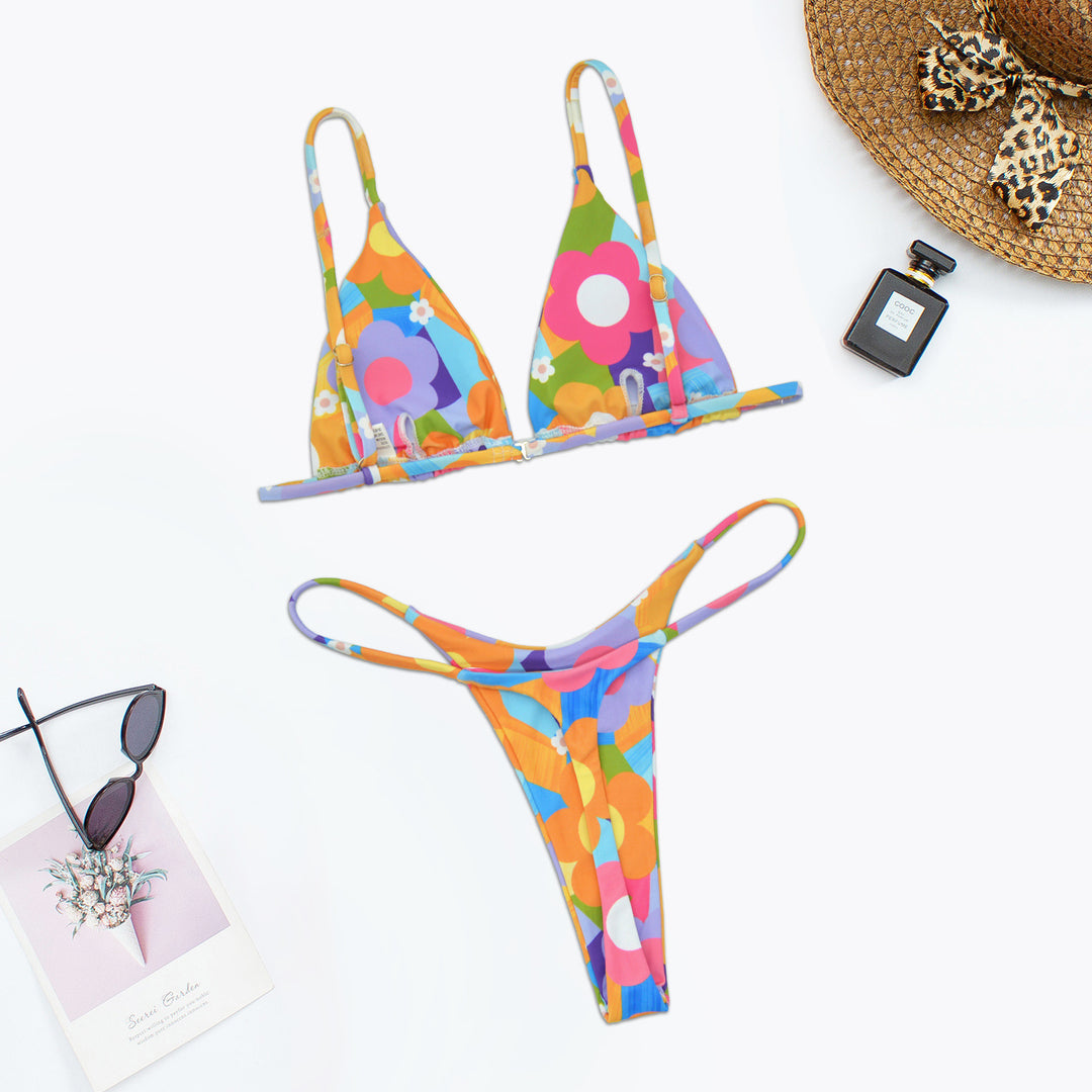 Damen Triangel-Bikini mit buntem floralem Design und eleganten Kettendetails EB