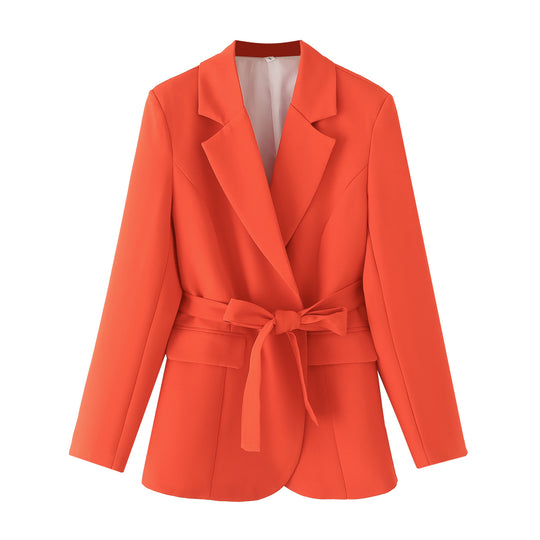 Damen Blazerjacke mit tailliertem Schnitt und Gürteldetail EB