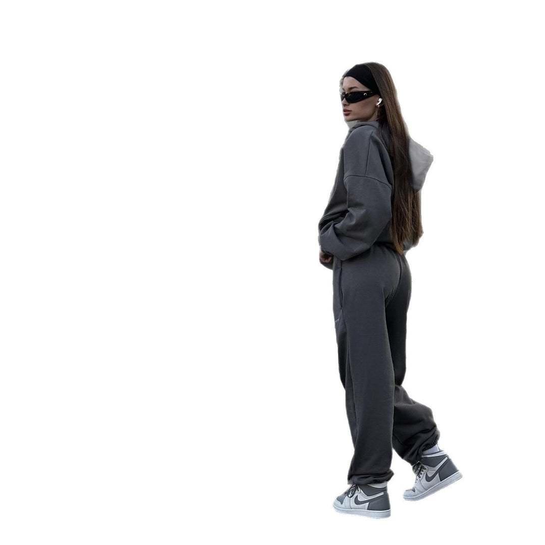Damen Zip-Hoodie und Relax-Fit Jogginghose aus French-Terry mit elastischem Bund und Kängurutaschen Eichborn Berlin