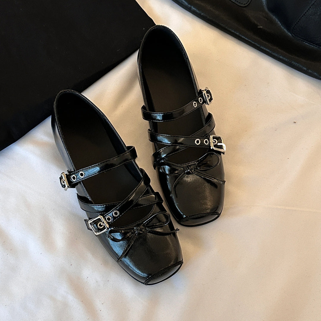 Damen Ballerina-Schuhe mit verspieltem Kreuzriemen und eleganter Schnallenverzierung EB