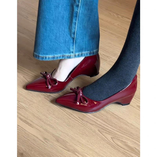 Damen elegante Pumps mit modischem Schleifenakzent EB