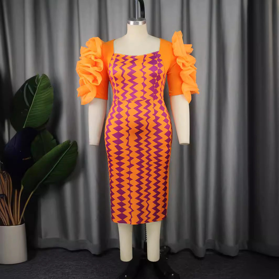 Damen figurbetontes Kleid mit auffälligen Volantärmeln und geometrischem Muster EB