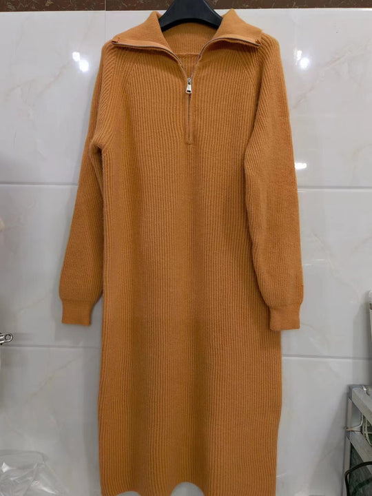Damen Strickkleid mit hohem Kragen und Reißverschluss EB