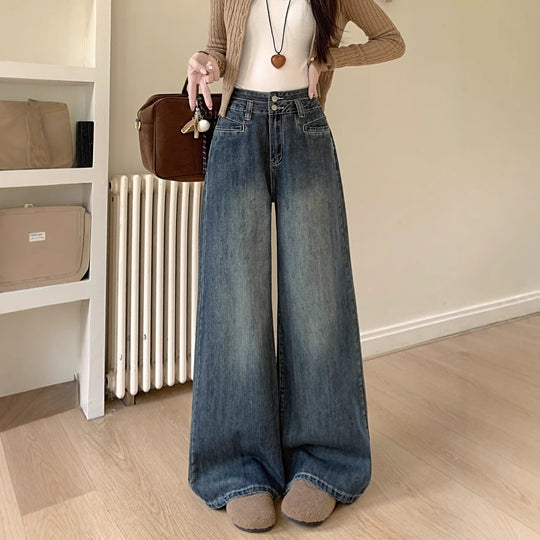 Damen Bequeme High-Waist Weitjeans mit Knopfdetail und modernen Taschen EB