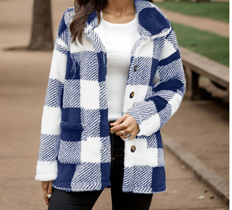 Damen Kuscheljacke mit Karomuster und Knopfverschluss EB