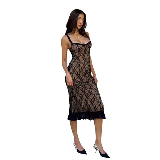 Damen Spitzen-Nachtkleid mit Rüschen und dekorativen Trägern EB