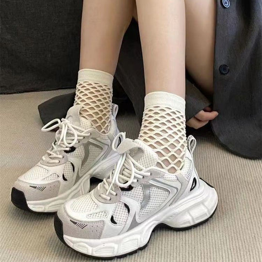 Damen Sportliche Sneakers mit atmungsaktiver Netzstruktur und dämpfender Sohle EB