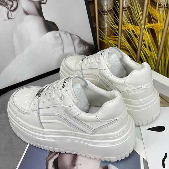 Damen Sportliche Plateausneaker mit modernem Design EB