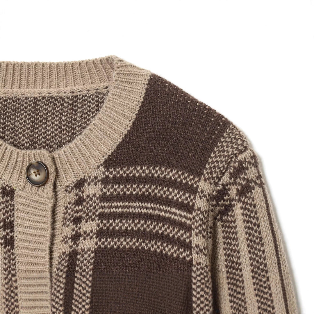 Damen Gemusterte Strickjacke mit Knopfdetails EB