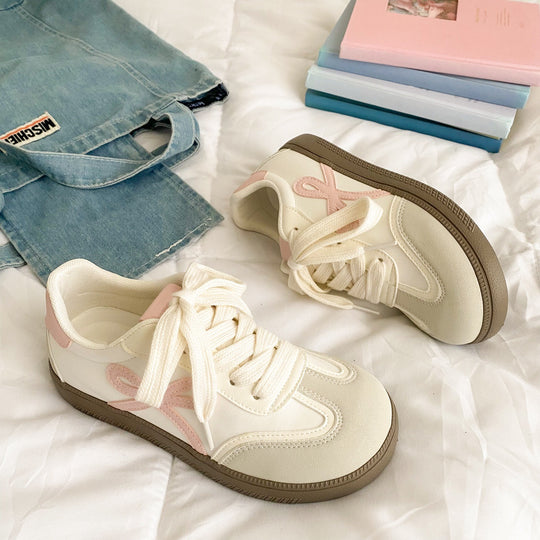 Damen Sneakers mit verspieltem Schleifen-Design und bequemer Sohle EB