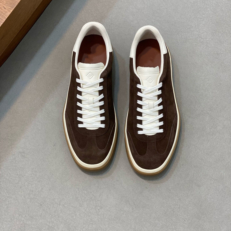Damen Sneaker aus weichem Wildleder mit raffiniertem Schnürsystem EB