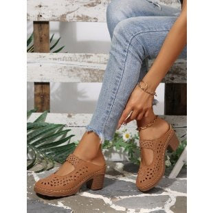 Damen Komfortable Plateausandalen mit offenem Zehenbereich und dekorativem Schnitt EB
