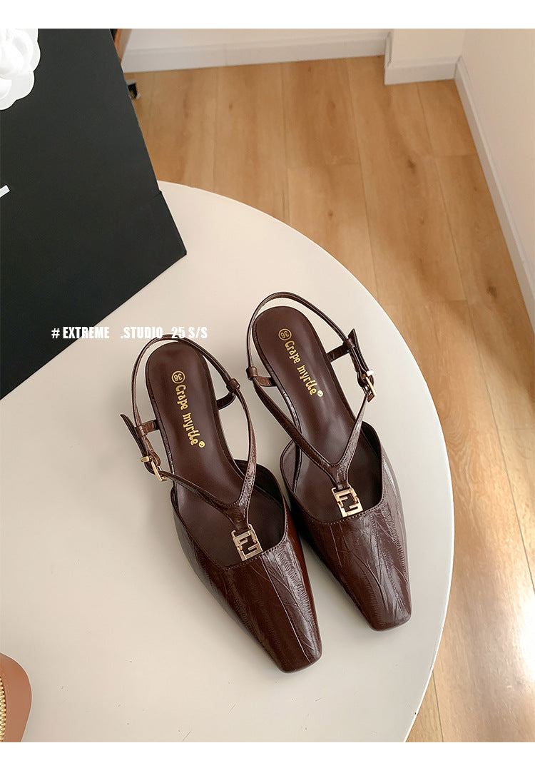 Damen Slingback-Pumps mit elegantem Riemchen und spitzer Zehenform EB