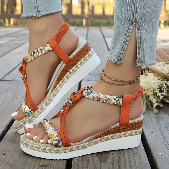 Damen Wedge-Sandalen mit buntem geflochtenem Riemendesign und gepolsterter Sohle EB
