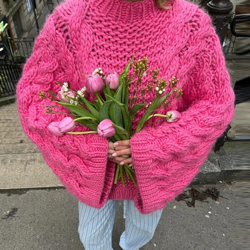 Damen Grobstrickpullover mit oversized Schnitt und kunstvollem Zopfmuster EB