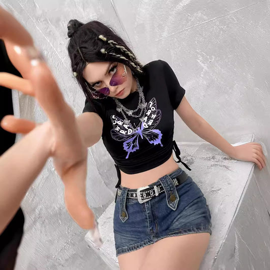 Damen Crop-Top mit kreativem Skeletthand-Motiv EB