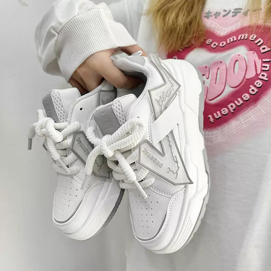 Damen modische Sport Sneakers mit innovativem Design und atmungsaktiven Materialien EB