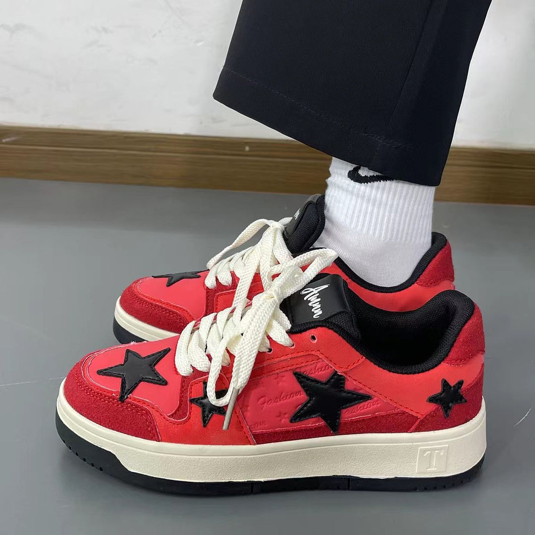 Damen Sportliche Sneakers mit auffälliger Sternenapplikation und robustem Profil EB