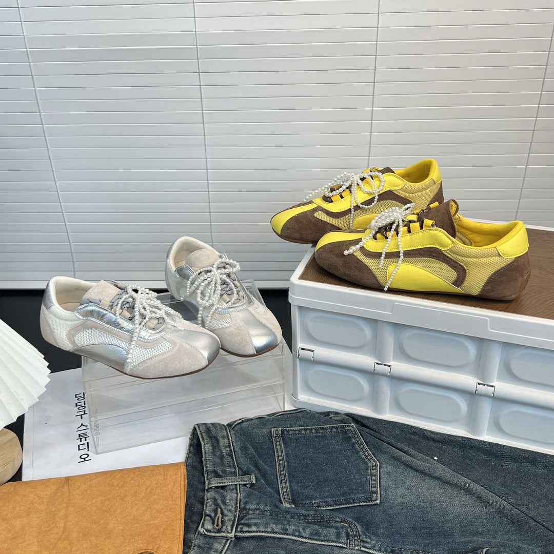 Damen modische Sneakers mit innovativem Perlen-Detail und atmungsaktivem Mesh-EB