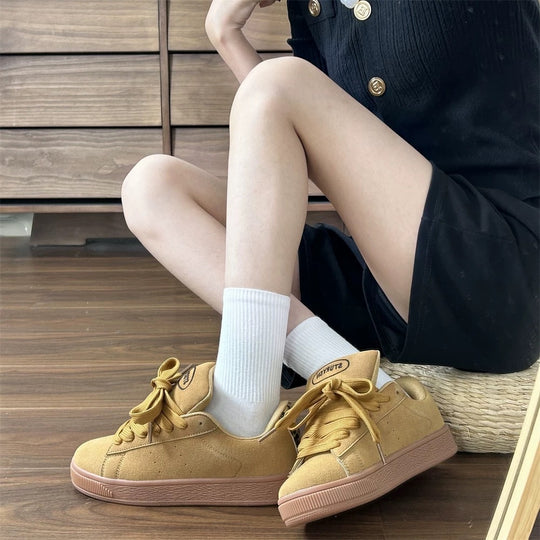 Damen Sneaker aus hochwertigem Wildleder mit weicher Dämpfung EB