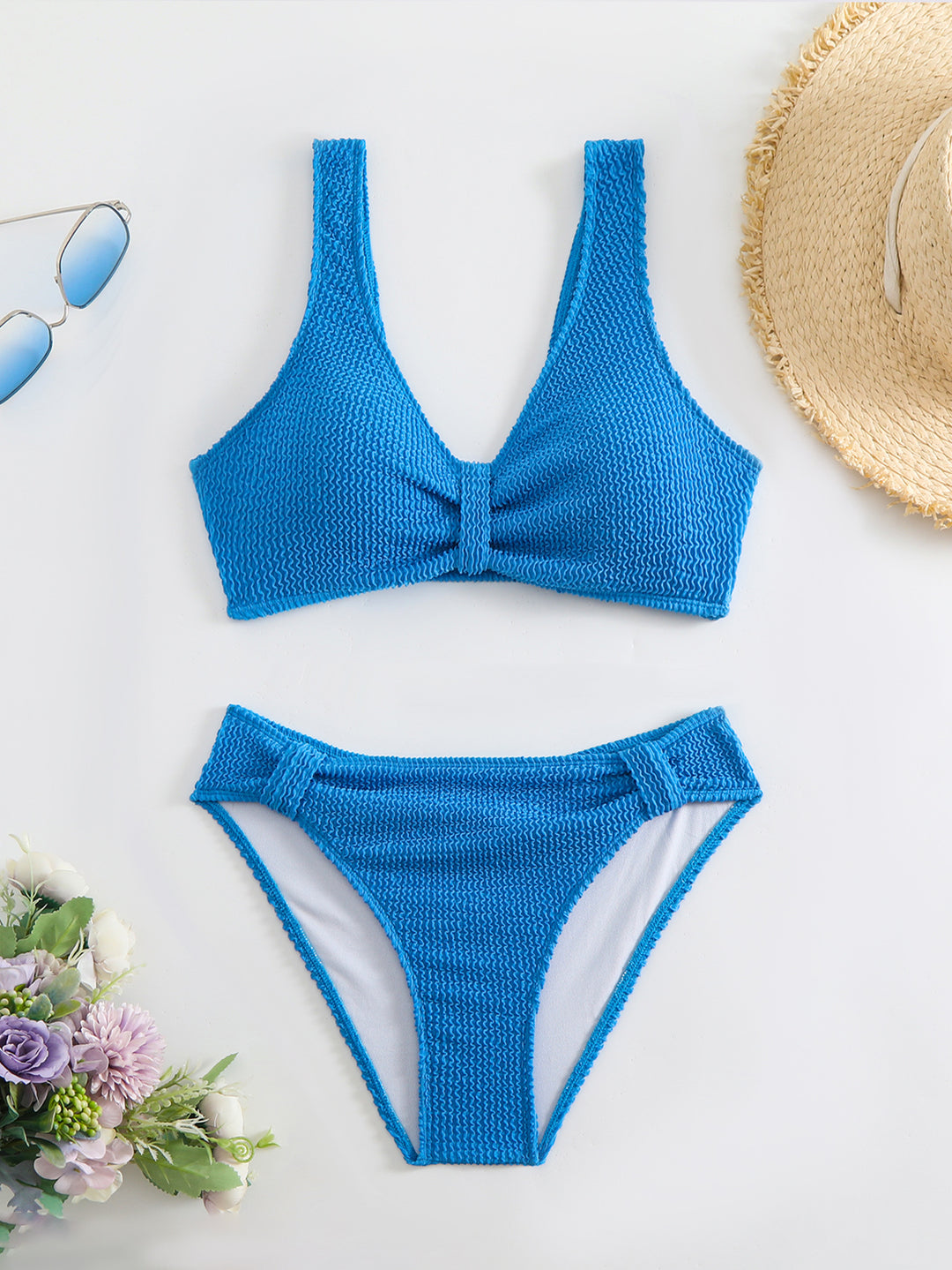 Damen Bikini-Set mit raffiniertem Knoten-Detail und hoch geschnittenem Höschen EB