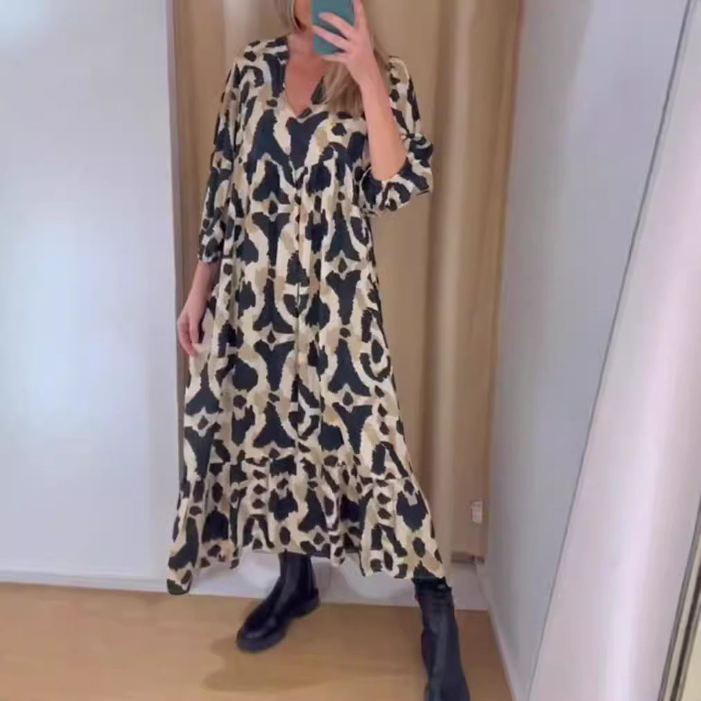 Damen Maxikleid im modernen Animal-Print mit fließender Silhouette Heidi-Mode