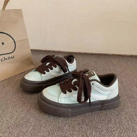 Damen Sportliche Sneaker mit atmungsaktivem Obermaterial und robustem Sohlenprofil EB