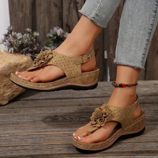 Damen Komfortable Zehentrenner-Sandalen mit floralem Dekor EB