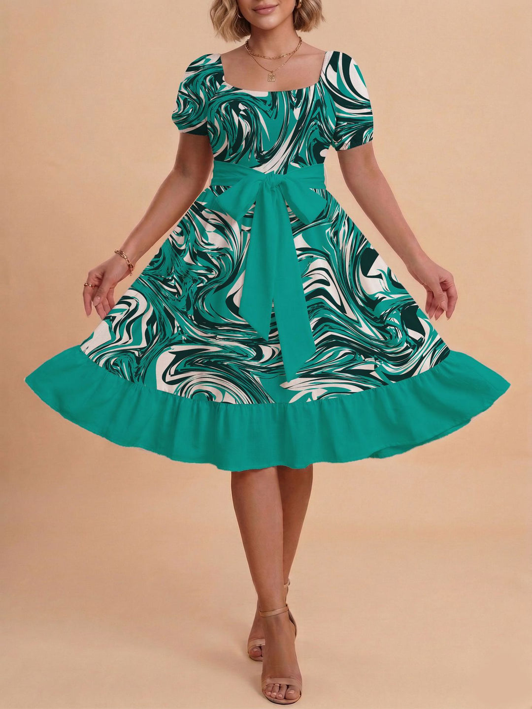 Damen Verspieltes Maxikleid mit Bärenmuster und taillierbarem Band EB