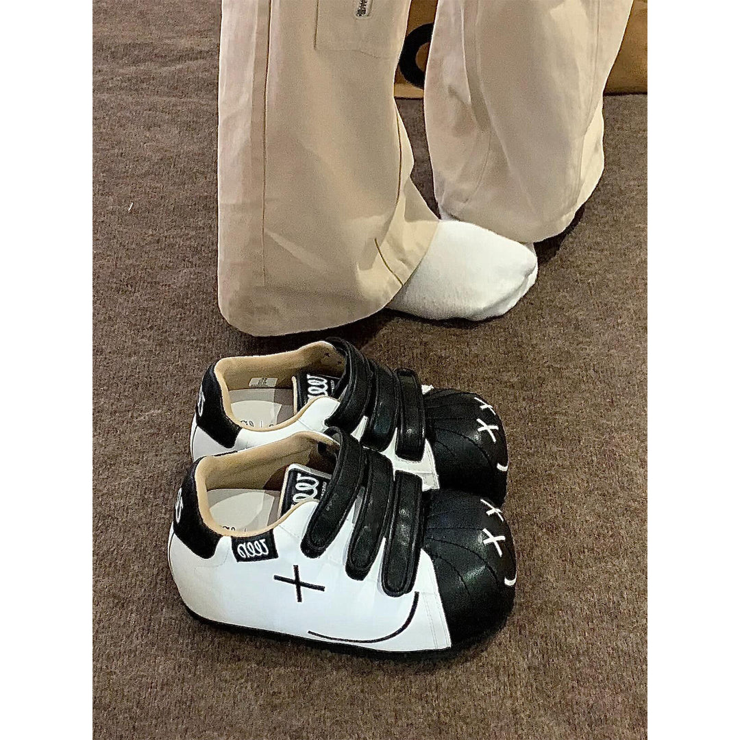 Damen Sneakers mit praktischem Klettverschluss und verspieltem Design EB