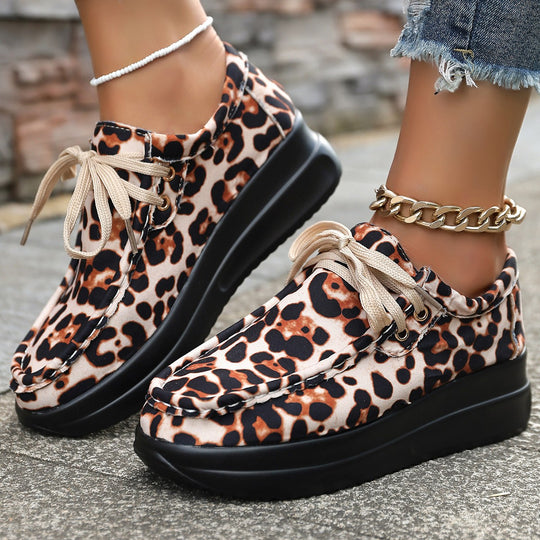 Damen Komfort-Sneaker mit modernem Tiermotiv und rutschfester Sohle EB
