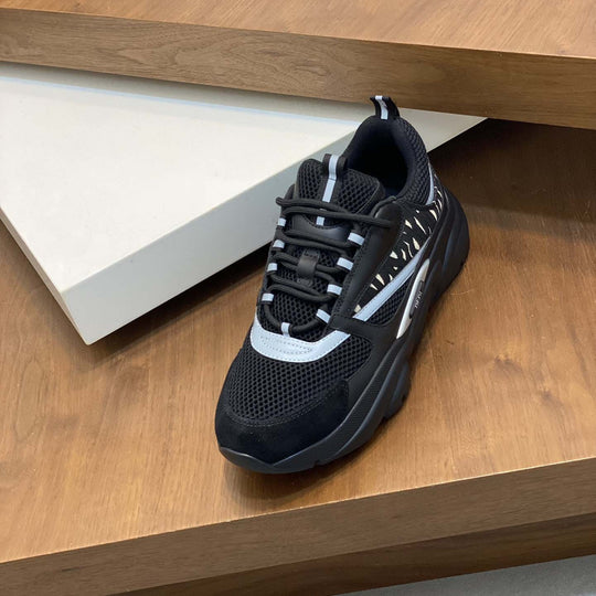 Damen Sportliche Laufschuhe mit atmungsaktiver Netzstruktur und rutschfester Sohle von EB