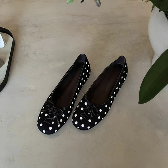 Damen Ballerinas mit charmantem Punktemuster und zierlichem Schleifendetail EB