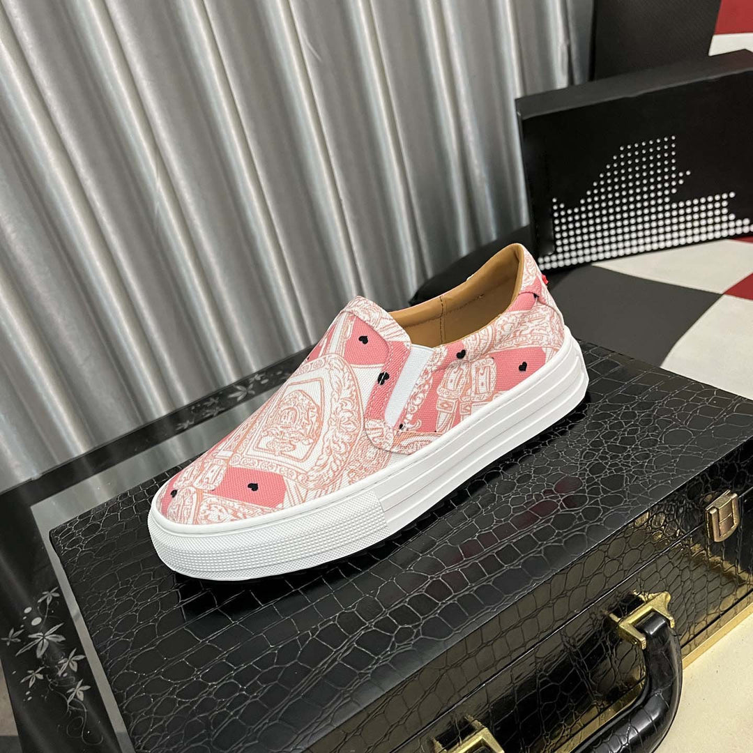 Damen Slip-On Sneaker mit verspieltem Druckdesign und komfortabler Sohle EB