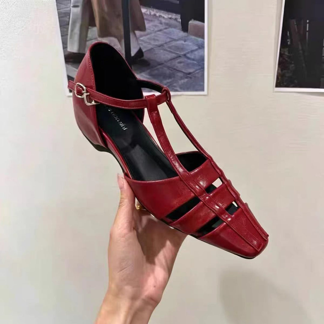 Damen Schlappen mit elegantem T-Riemen-Design und komfortablem Blockabsatz EB