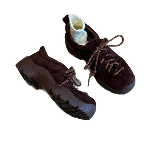 Damen Sportliche Sneaker mit samtiger Wildlederoberfläche und rutschfester Sohle EB