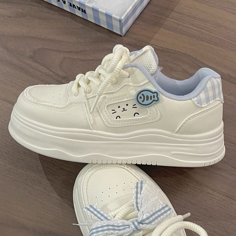 Damen Verspielte Sneakers mit einzigartiger Katzenapplikation EB